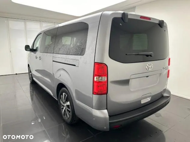 Toyota Proace Verso 2.0 D4-D Long Family - 2