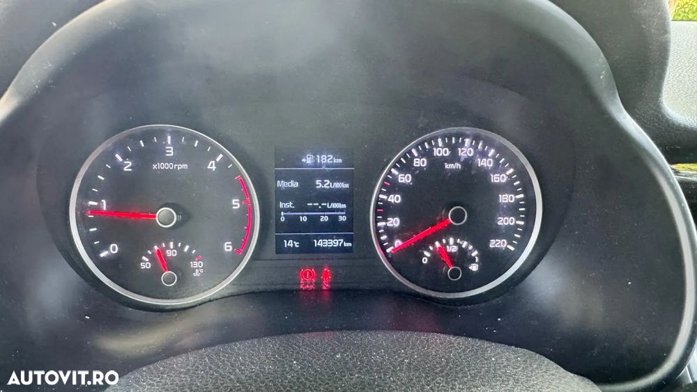 Kia Stonic 1.6 DSL HP Urban - 5