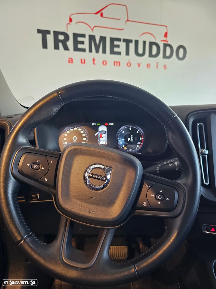 Volvo XC 40 2.0 D3 Geartronic - 17