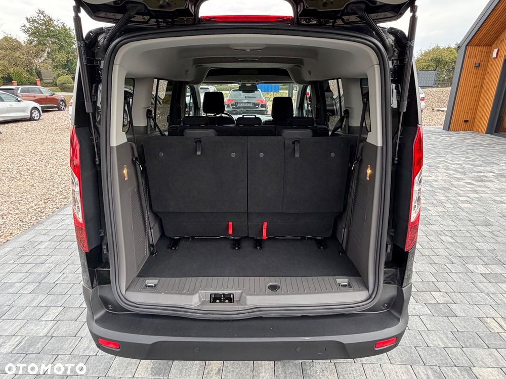 Ford Tourneo Connect Grand - 19