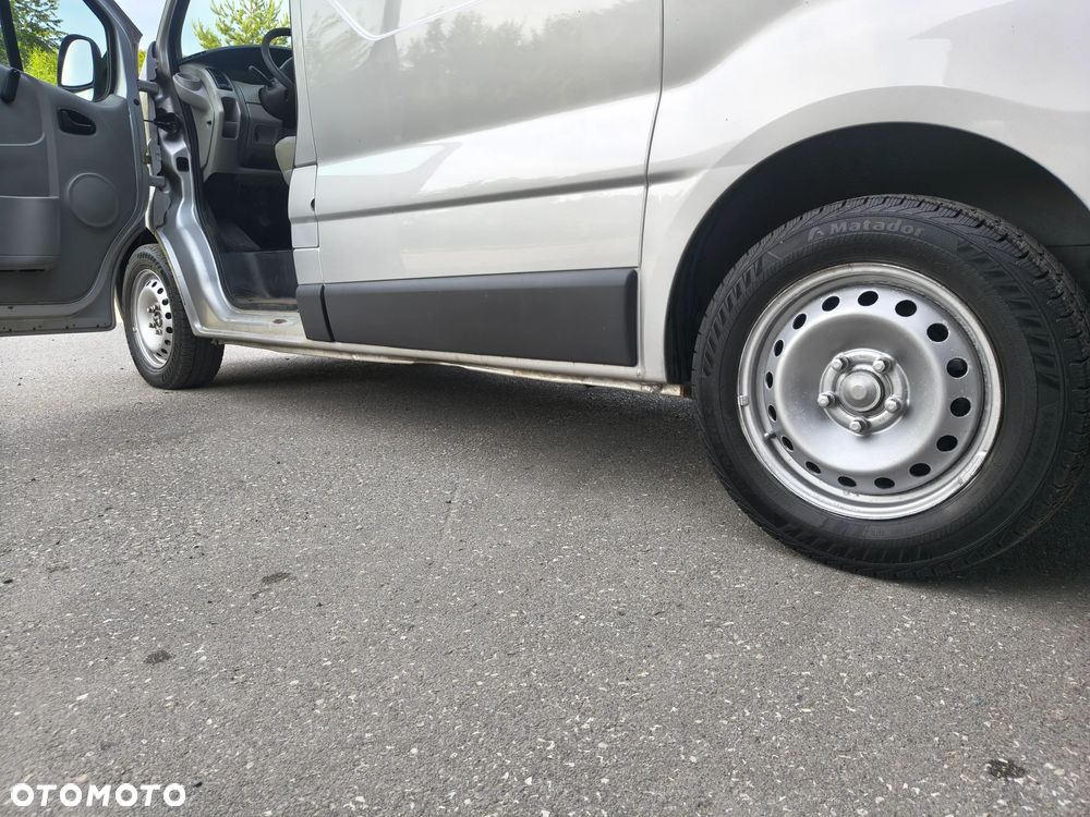 Opel Vivaro 1.9cdti - 17
