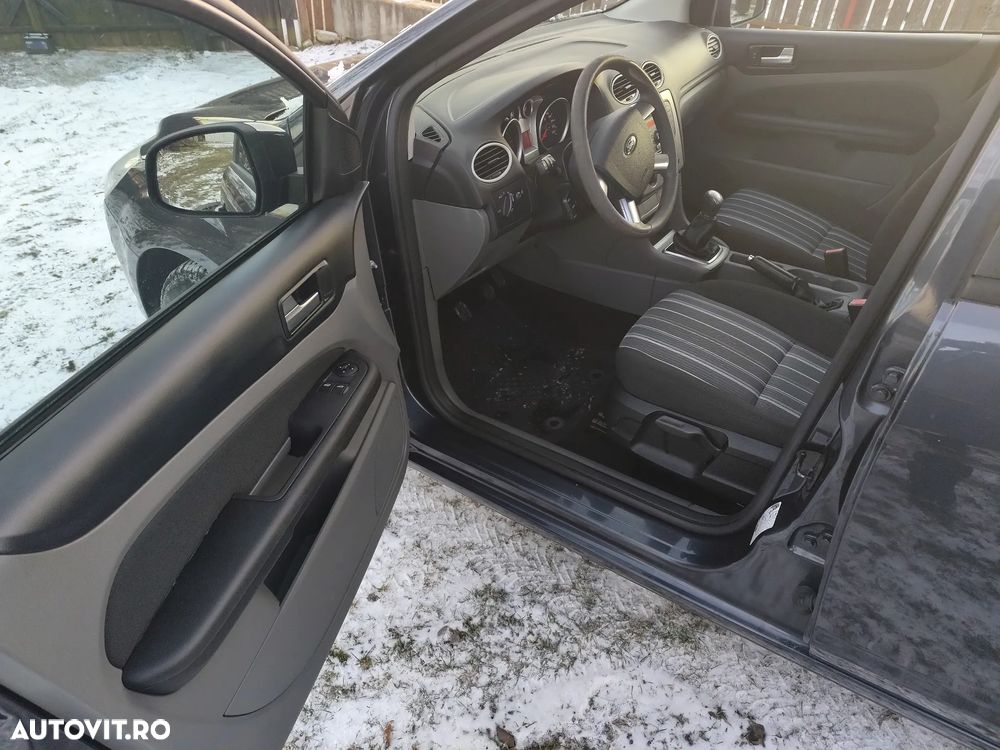 Ford Focus 1.6 TDCI DPF Titanium - 5