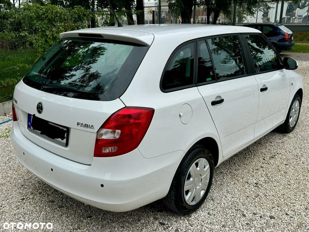 Skoda Fabia - 4