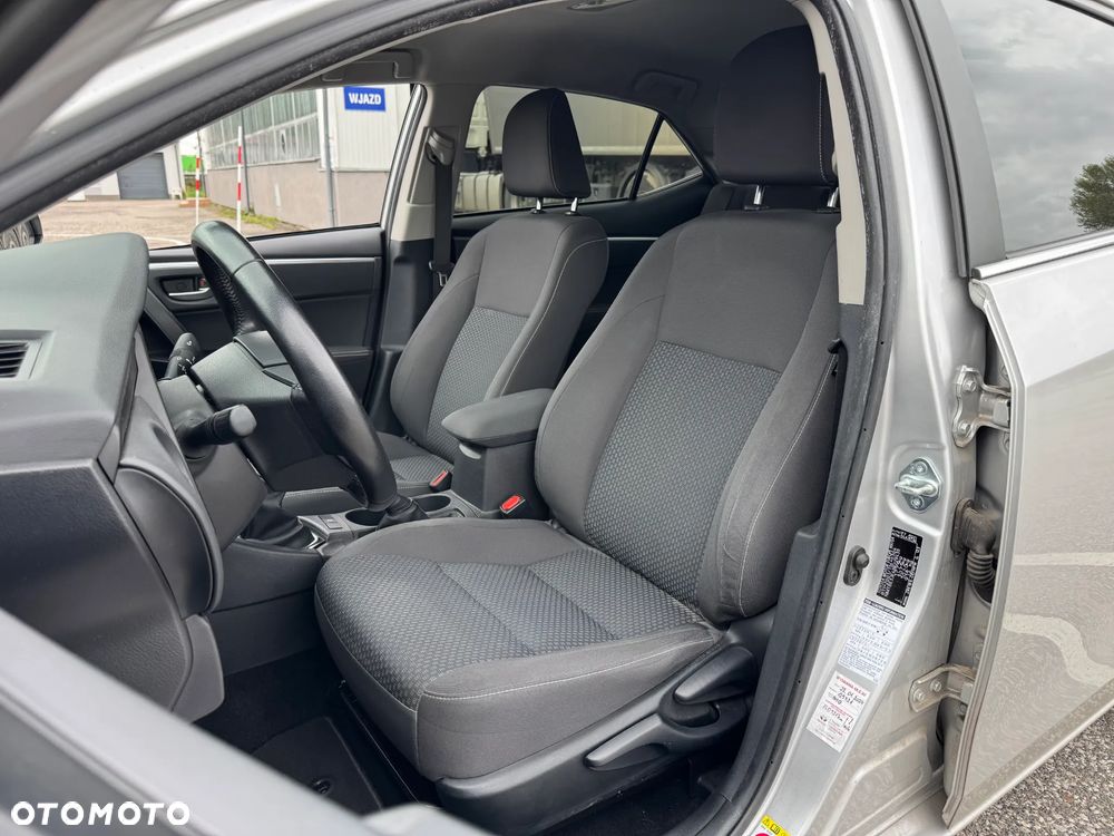 Toyota Corolla 1.6 Prestige EU6 - 4