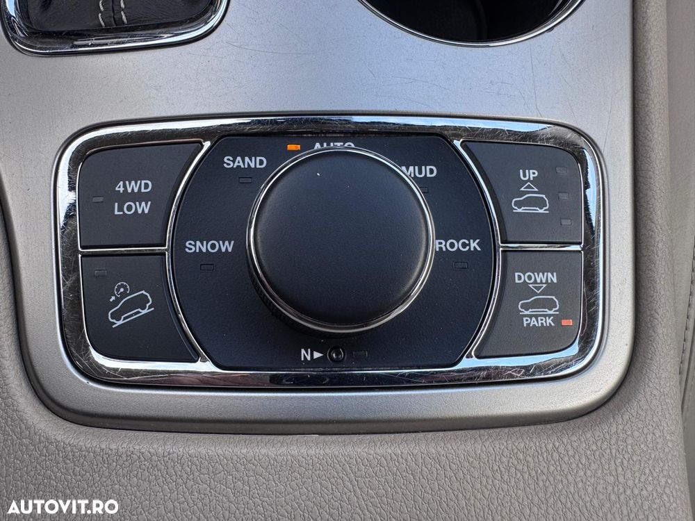 Jeep Grand Cherokee 3.0 TD AT Overland - 29