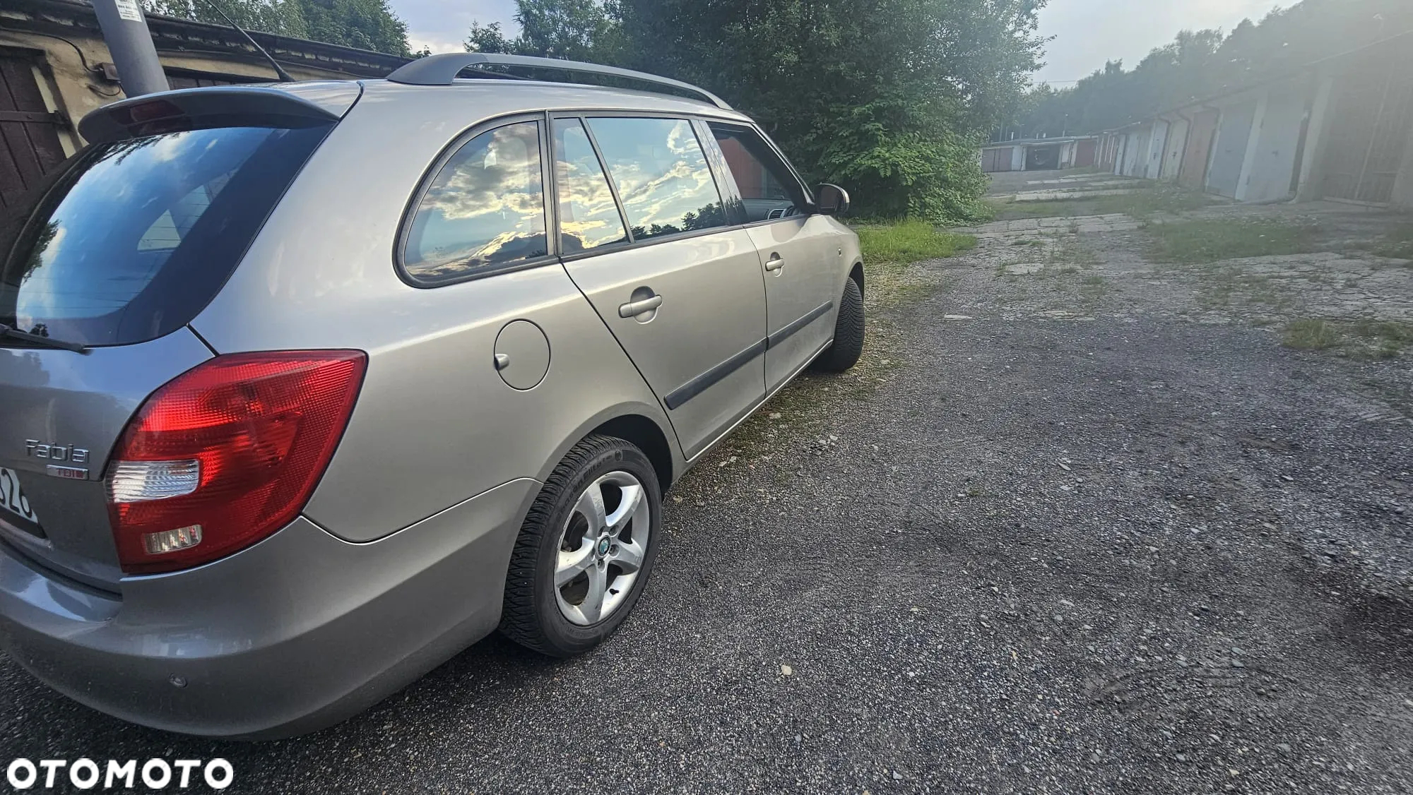 Skoda Fabia 1.9 TDI PD DPF Elegance - 9