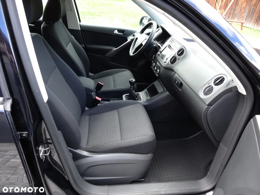 Volkswagen Tiguan - 24