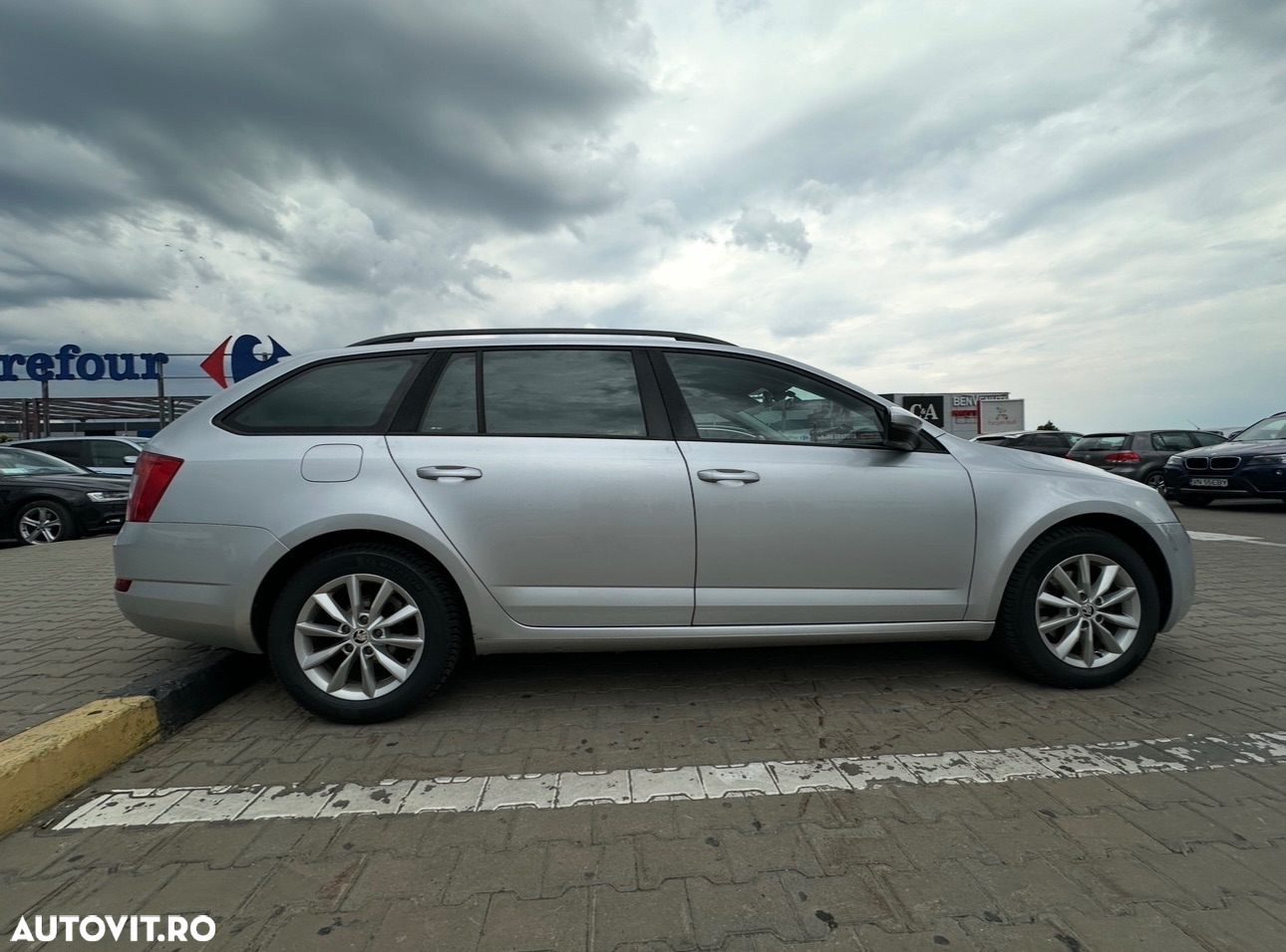 Skoda Octavia - 4