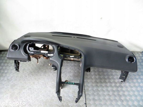 PEUGEOT 5008 DESKA KONSOLA KOKPIT 09-16 EU