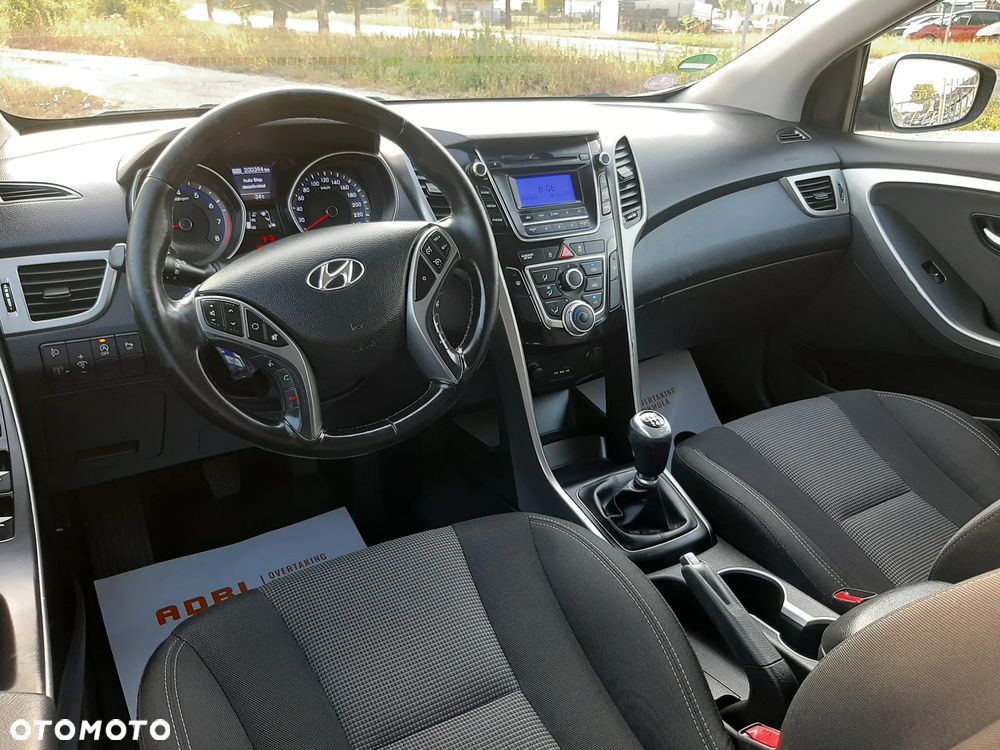 Hyundai i30 1.6 GDI Style - 17