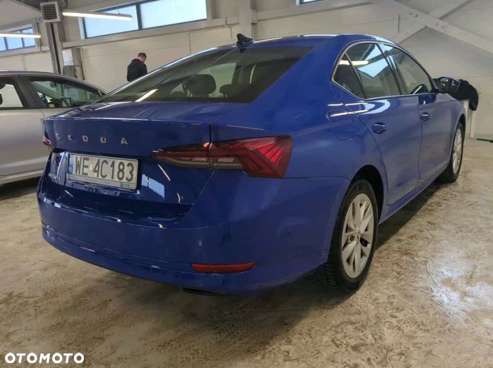 Skoda Octavia 1.5 TSI GPF ACT Ambition - 3