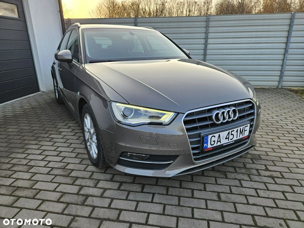 Audi A3 Sportback 1.4 TFSI Attraction - 5