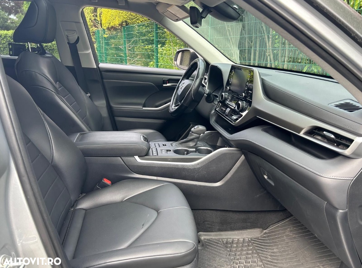 Toyota Highlander 2.5 L Hybrid Dynamic Force 248CP Executive Metallic - 9