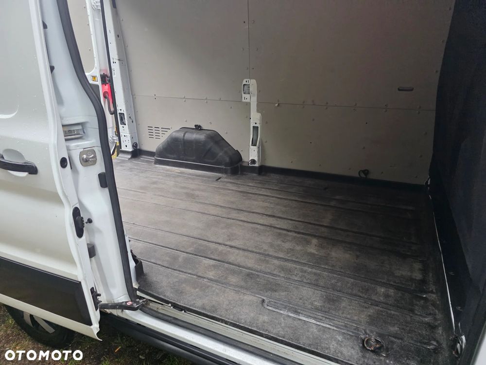 Ford Ford Transit - 7