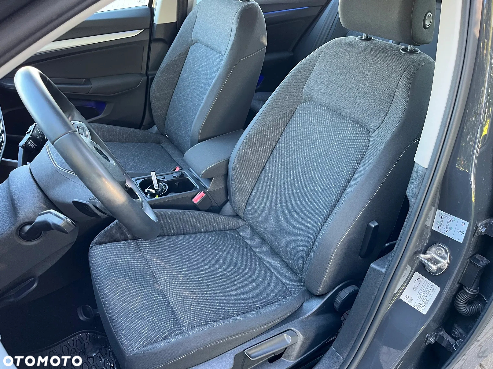 Volkswagen Golf - 13