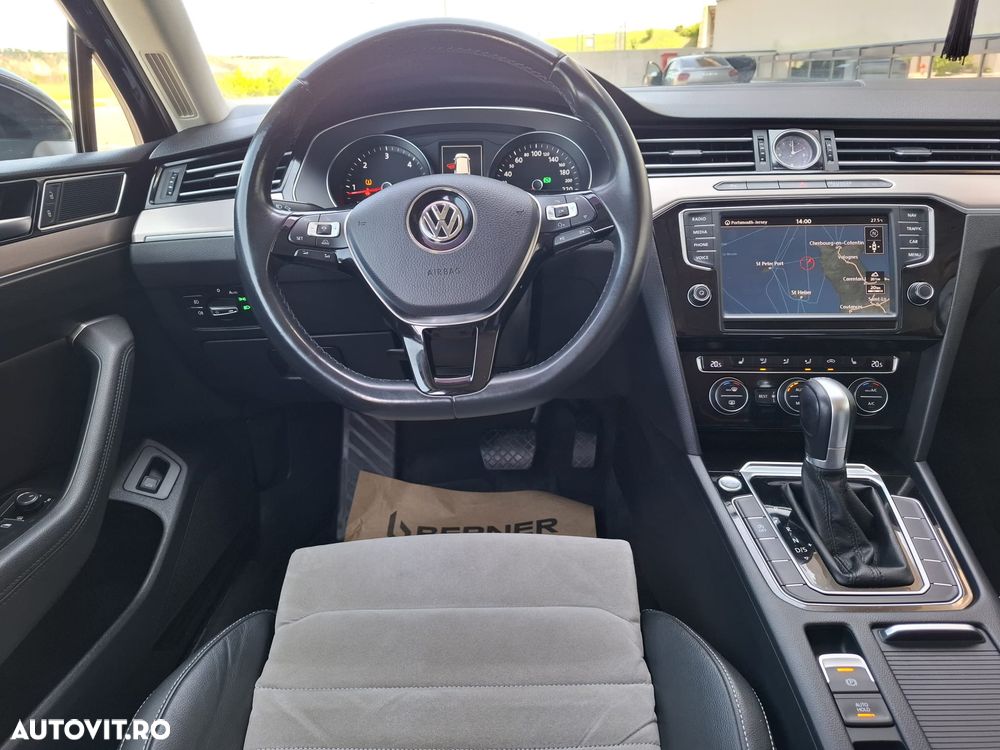 Volkswagen Passat 2.0 TDI DSG (BlueMotion Technology) Highline - 3