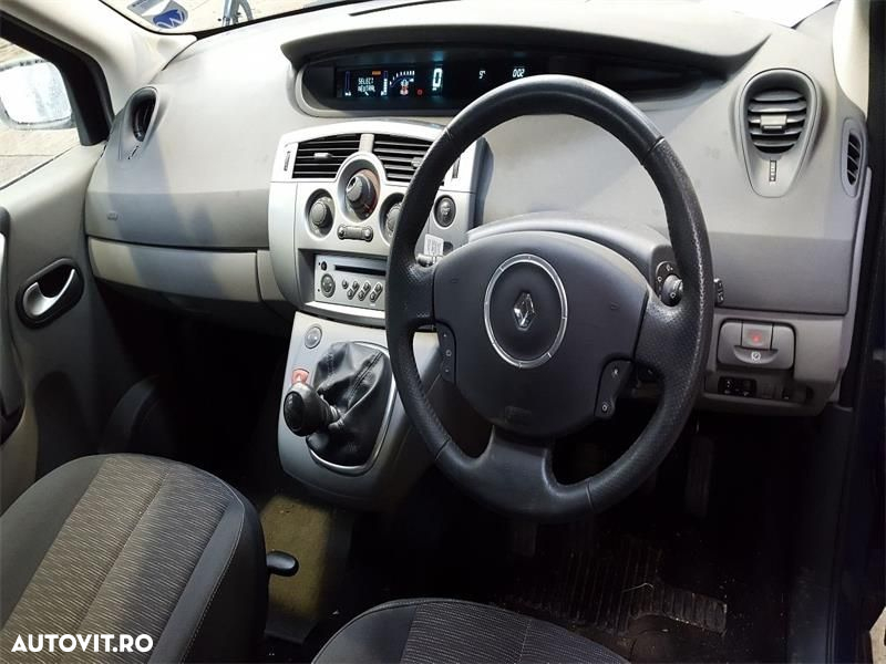 Stopuri Renault Scenic 2009 Hatchback 1.6 i ok - 8
