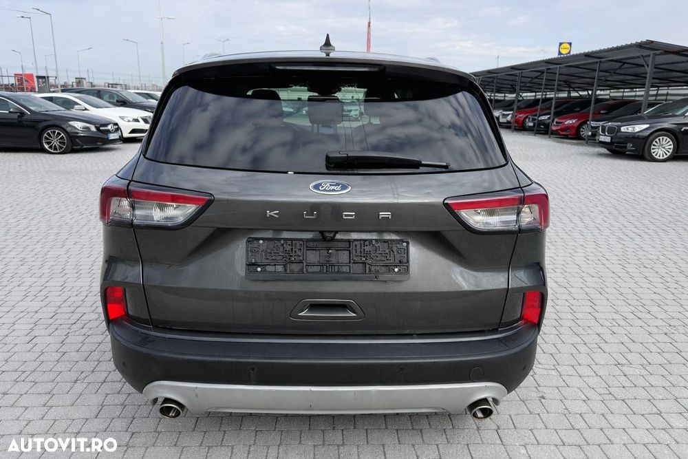 Ford Kuga 2.0 TDCi 2x4 Aut. Cool & Connect - 20