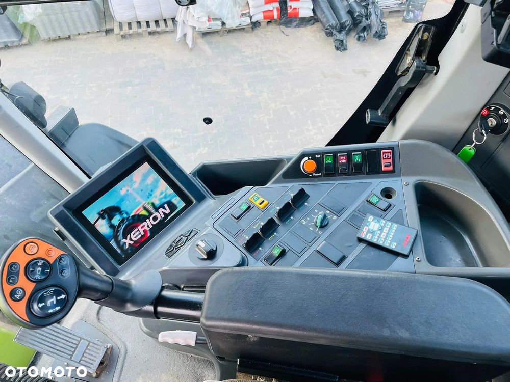 Claas 3800 TRAC VC - 13