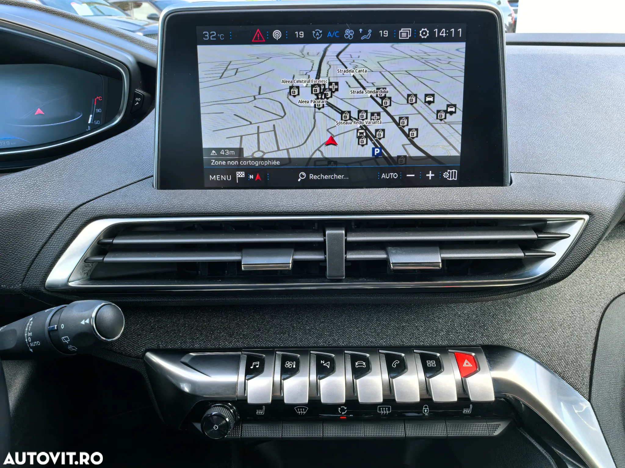 Peugeot 5008 1.5 BlueHDI s&s EAT8 Allure - 18