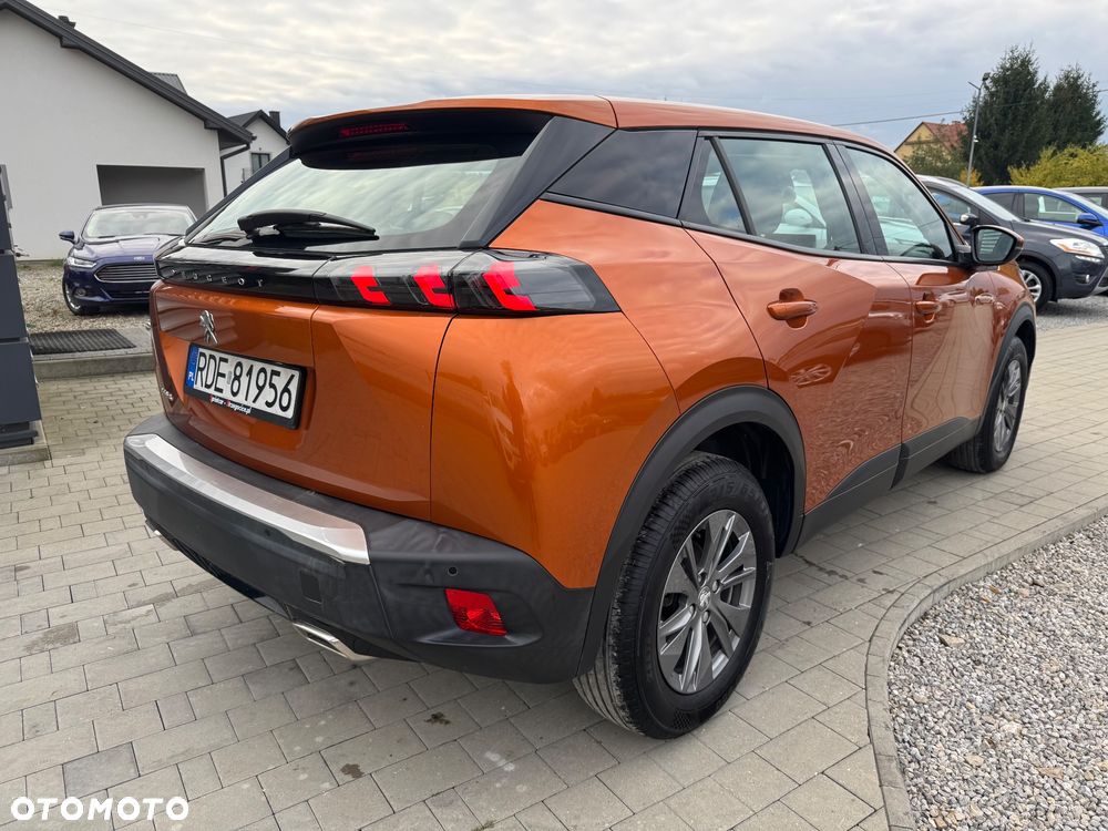 Peugeot 2008 1.2 PureTech Active S&S EAT8 - 6