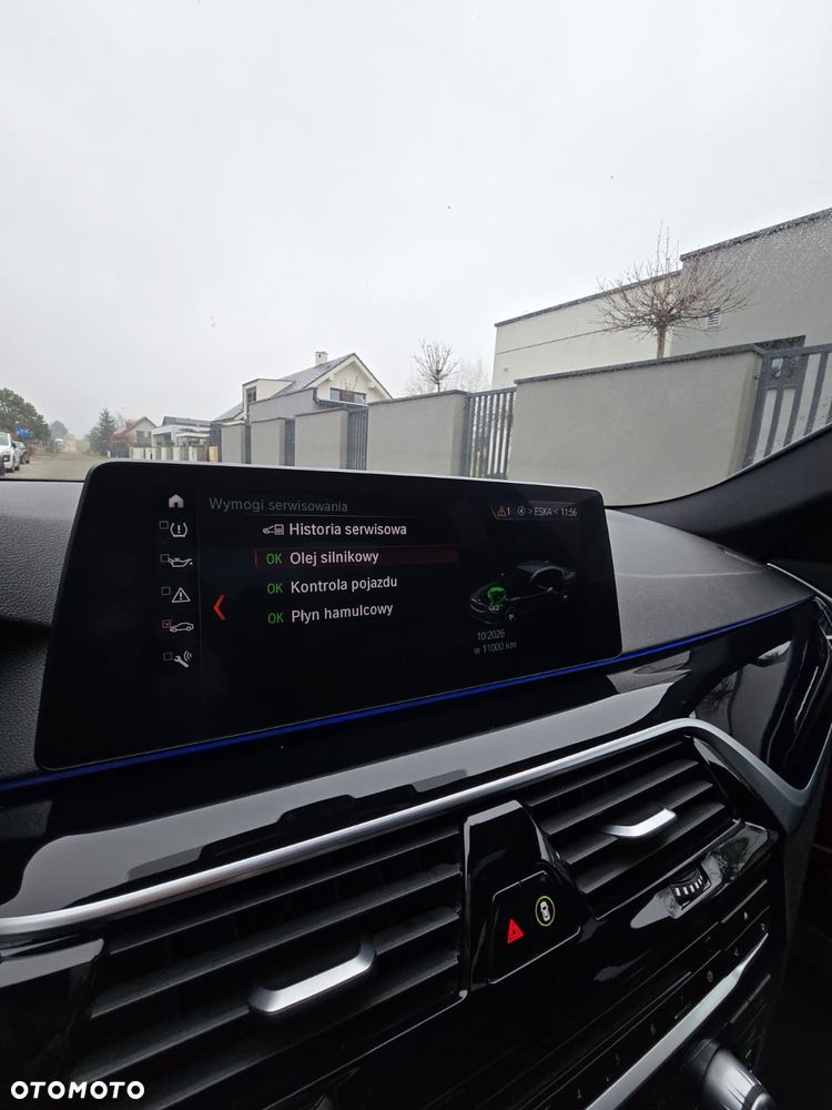 BMW Seria 5 530e iPerformance M Sport sport - 22