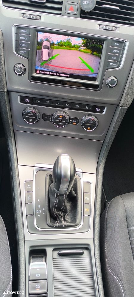 Volkswagen Golf 1.6 TDI BlueMotion Technology DSG Lounge - 5