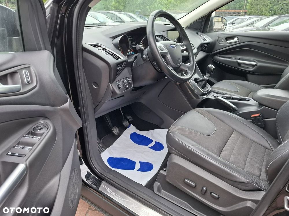 Ford Kuga 1.5 EcoBoost 2x4 Business Edition - 26