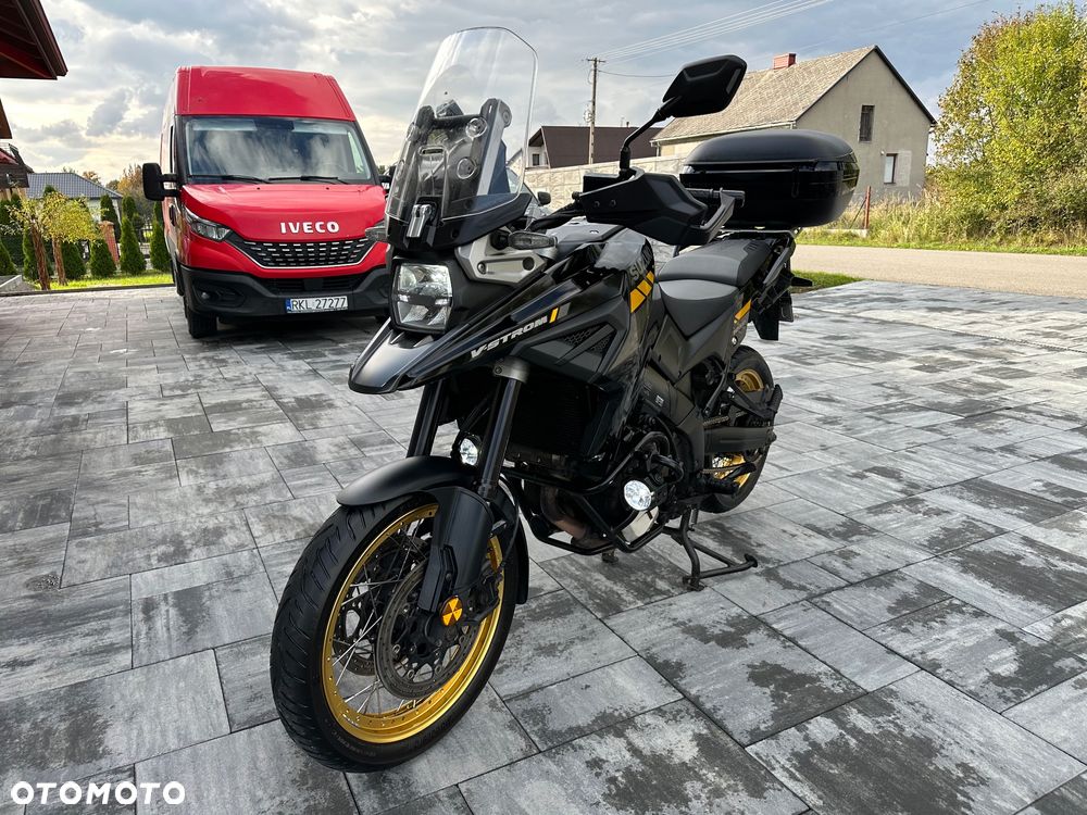 Suzuki V-STROM - 13