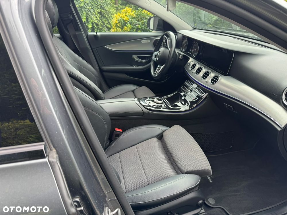 Mercedes-Benz Klasa E 220 d 9G-TRONIC Avantgarde - 40