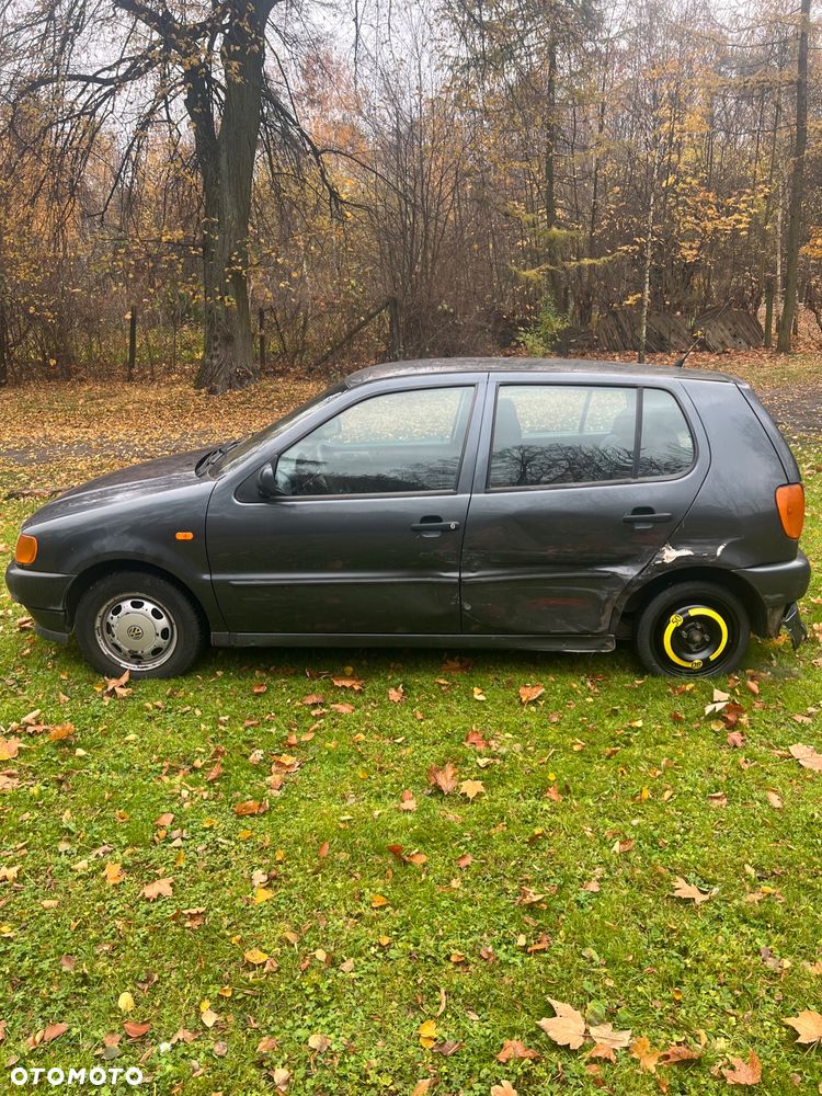 Volkswagen Polo - 1