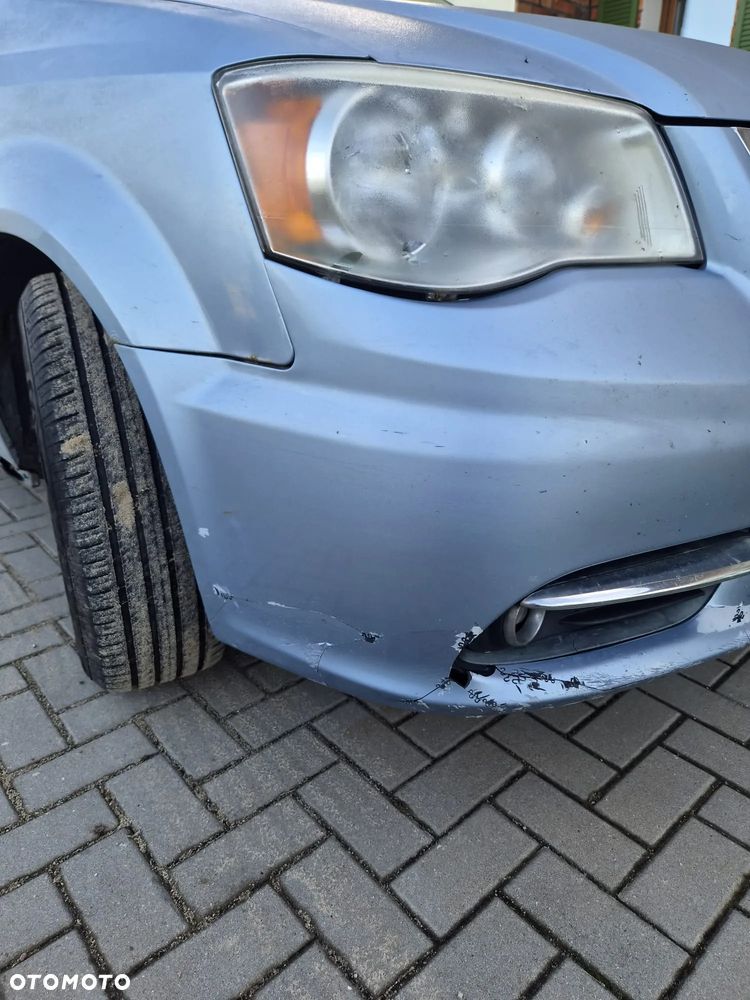 Chrysler Town & Country 3.6 Limited - 21