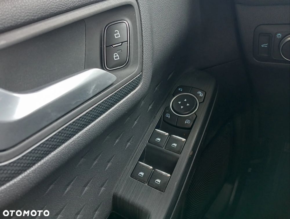 Ford Kuga 2.0 TDCi FWD ST-Line - 12