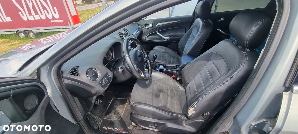 Ford Mondeo 2.0 Titanium X - 11