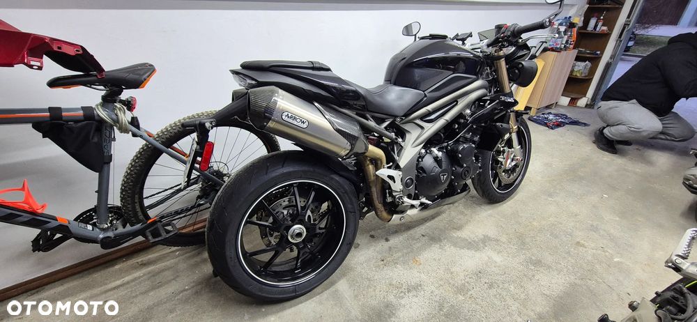 Triumph Speed Triple - 12