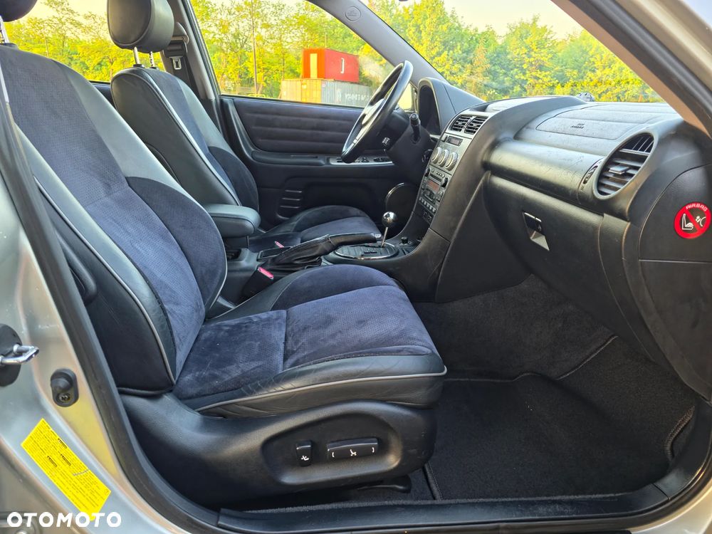 Lexus IS 200 Prestige - 6