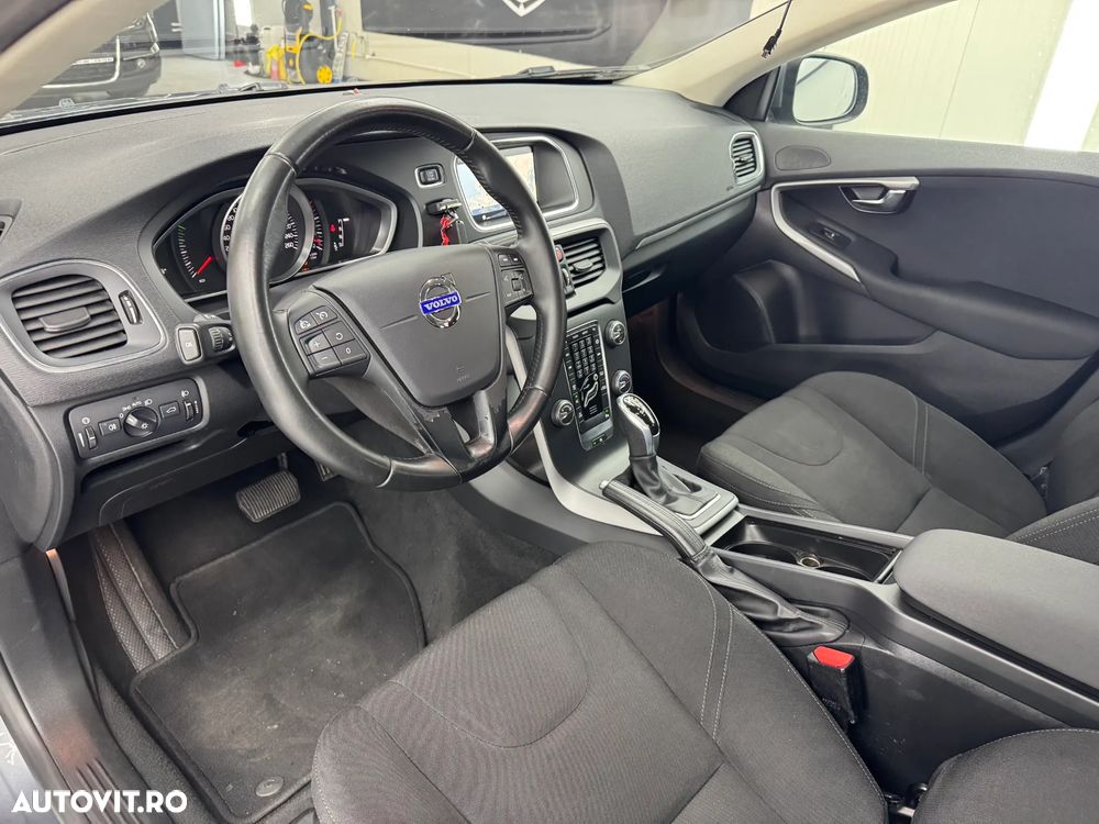 Volvo V40 D3 Geartronic Summum - 15
