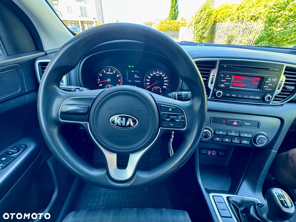 Kia Sportage 1.6 GDI Black Edition 2WD - 29