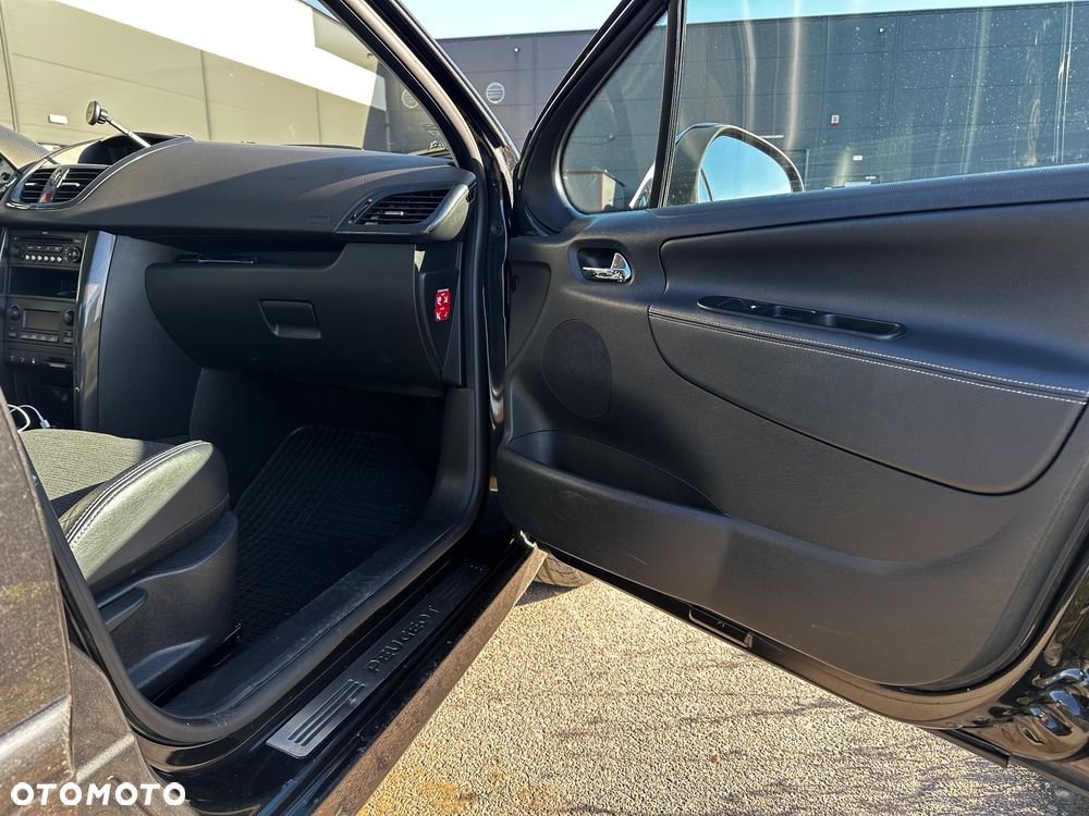 Peugeot 207 1.6 Sporty - 21