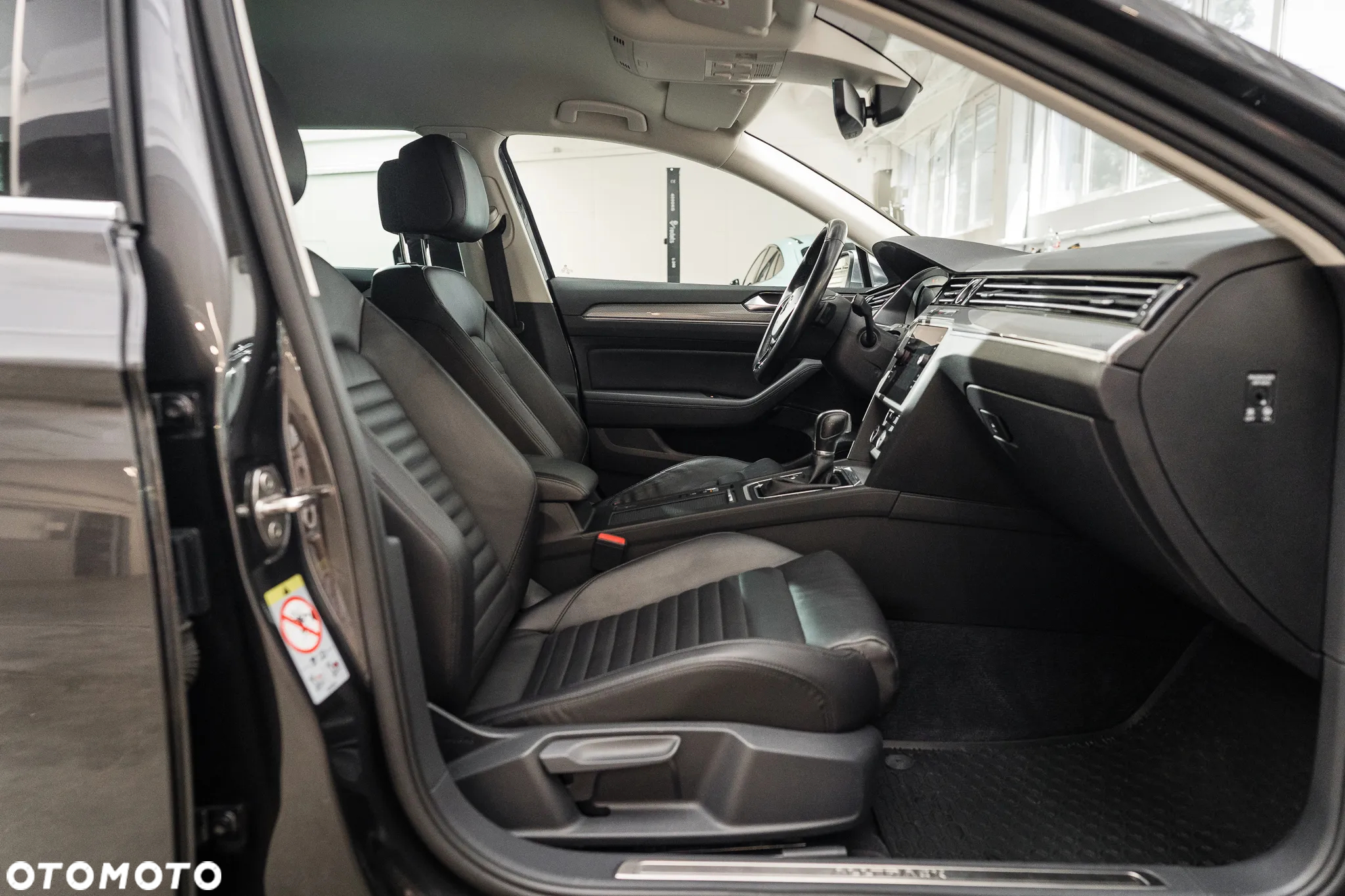 Volkswagen Passat 2.0 TDI BMT 4Mot Highline DSG - 34