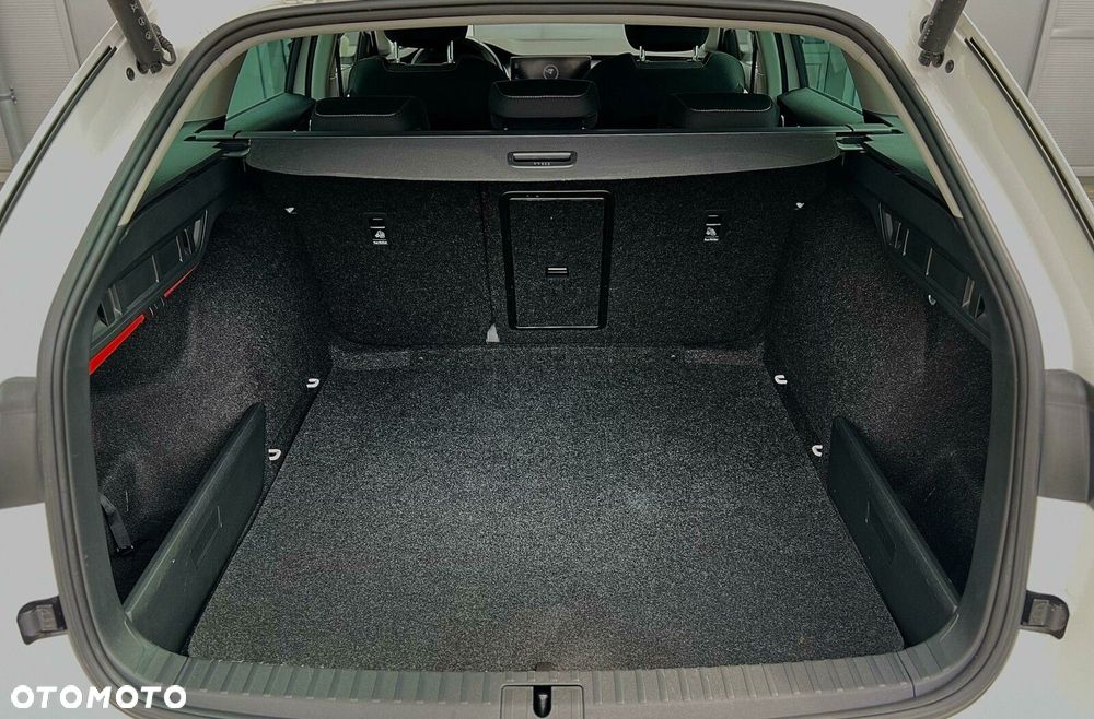 Skoda Octavia 1.5 TSI ACT Style - 21