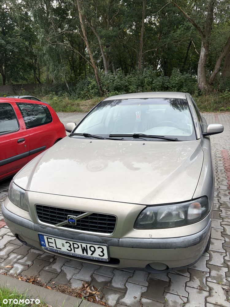 Volvo S60 - 1
