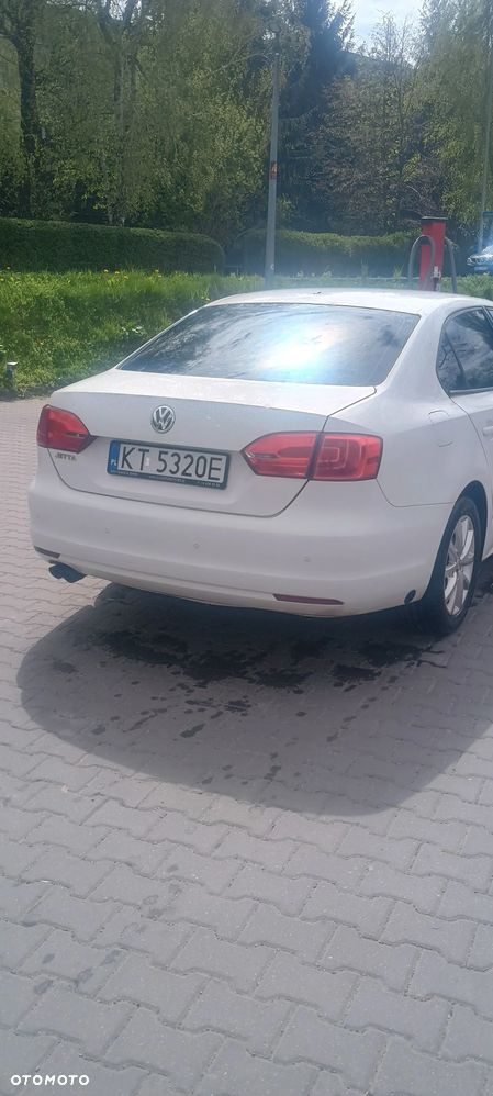 Volkswagen Jetta 2.0 Base - 14