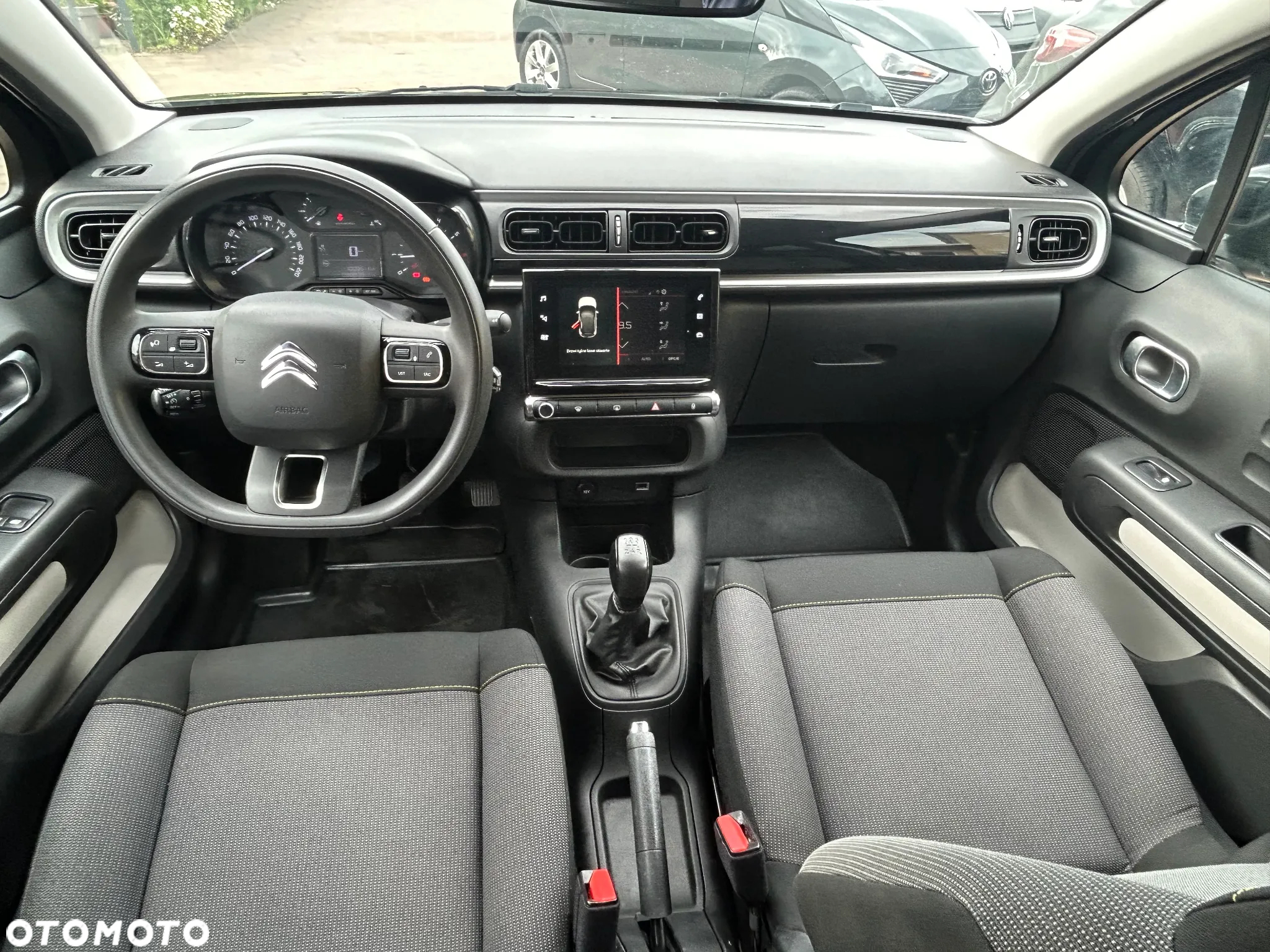 Citroën C3 Pure Tech 82 SHINE - 9