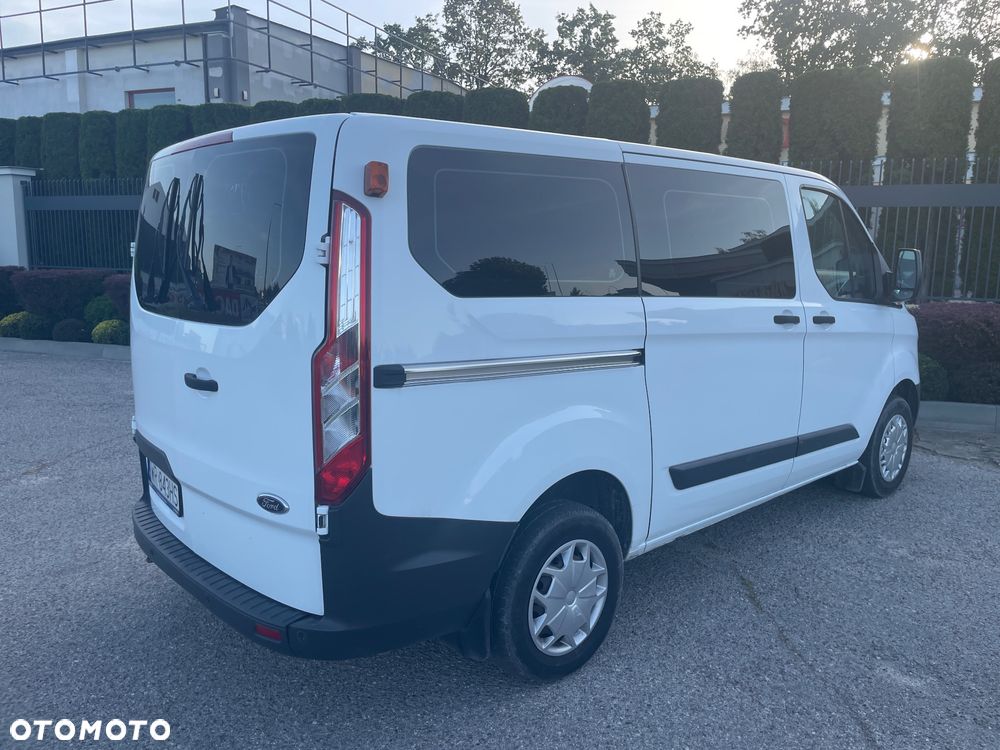 Ford Transit Custom - 13