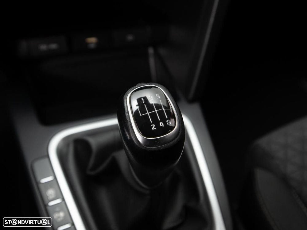 Kia Ceed 1.0 T-GDI Urban - 19