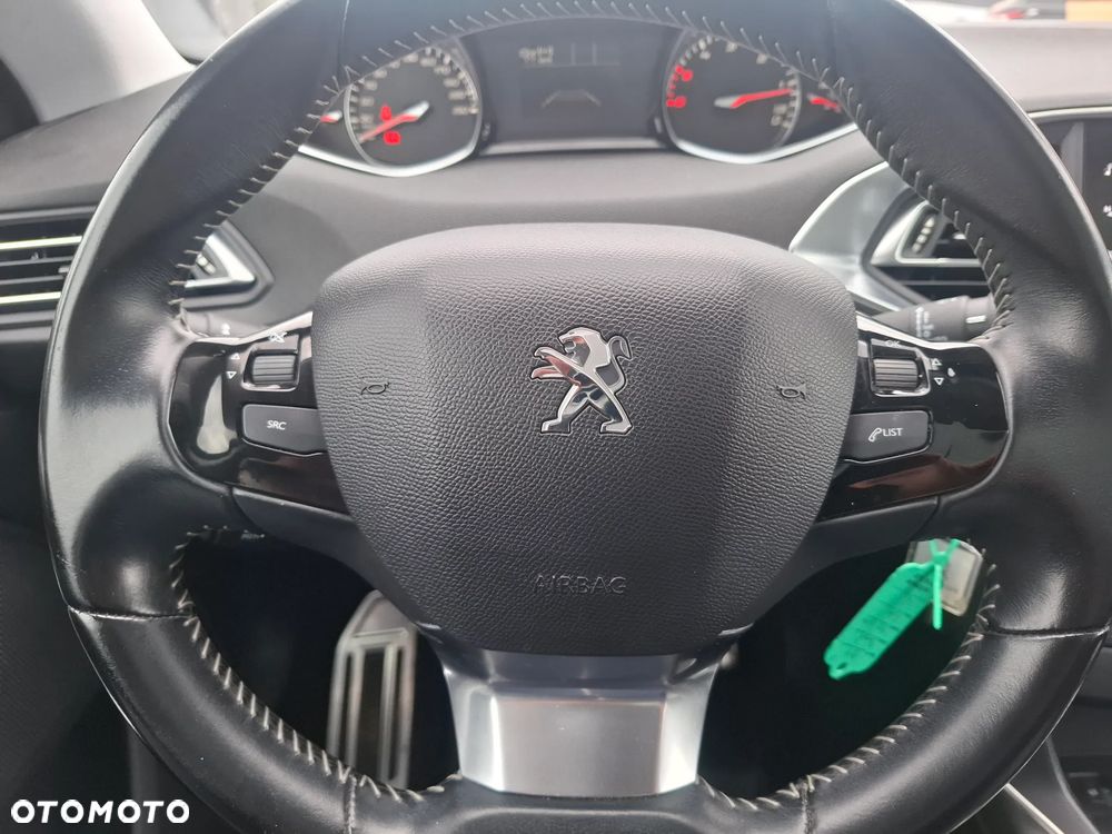 Peugeot 308 BlueHDi 130 Stop & Start Allure - 19