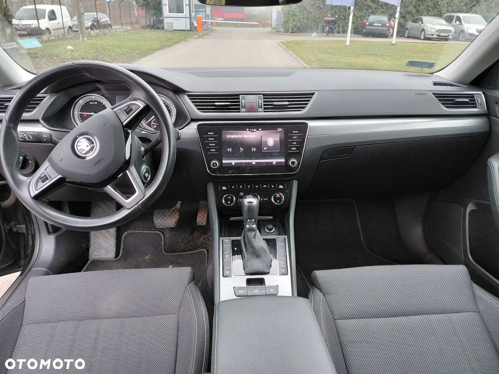 Skoda Superb 2.0 TDI Style DSG - 9