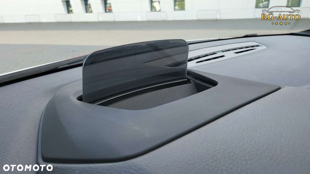 BMW Seria 2 - 38