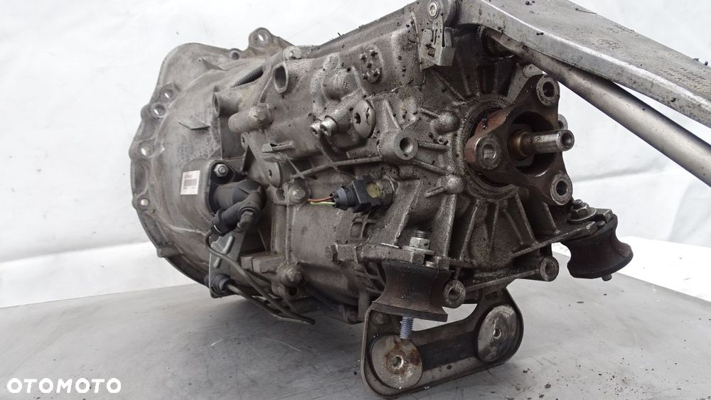 SKRZYNIA BIEGÓW 2170000945 BMW E81 116i 2.0 - 7